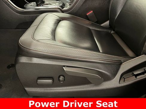 Certified 2021 GMC Canyon AT4 AWD/4WD image 9