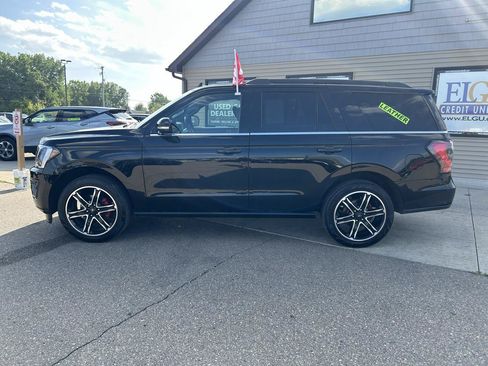 Used 2021 Ford Expedition Limited AWD/4WD image 8
