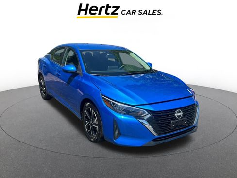 Used 2025 Nissan Sentra SV image 1