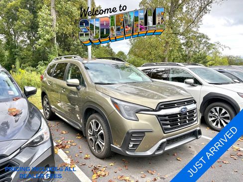 Used 2023 Subaru Ascent Limited AWD/4WD image 1