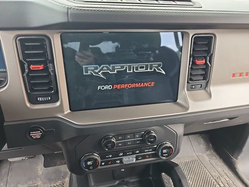 Used 2024 Ford Bronco Raptor w/ Interior Carbon Fiber Pack 6 AWD/4WD image 15