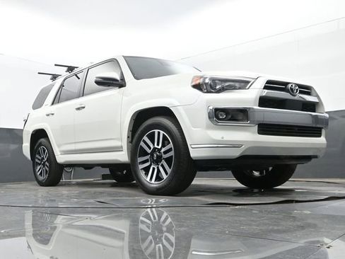 Used 2023 Toyota 4Runner Limited AWD/4WD image 27