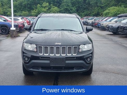 Used 2016 Jeep Compass Latitude AWD/4WD image 2