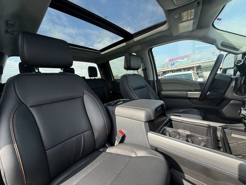 Used 2026 Ford F450 Lariat w/ Chrome Package image 24