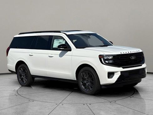 New 2025 Ford Expedition Max Platinum w/ Stealth Performance Package image 14