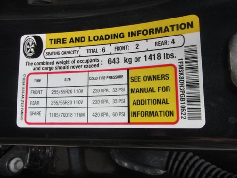Used 2023 Ford Explorer XLT w/ Equipment Group 202A AWD/4WD image 47