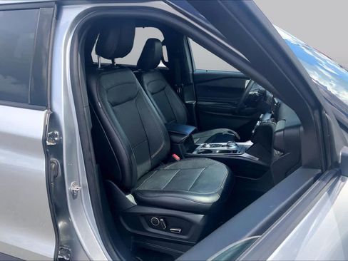 Used 2020 Ford Explorer Limited AWD/4WD image 9
