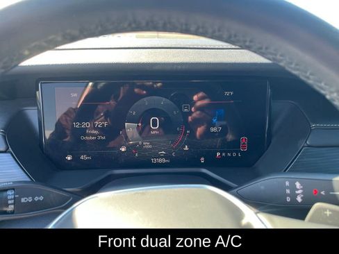 Used 2025 GMC Acadia Elevation image 14