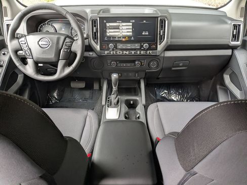 New 2025 Nissan Frontier SV w/ SV Convenience Package image 23