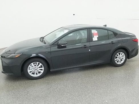 New 2026 Toyota Camry LE image 2