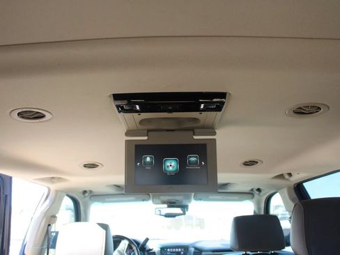 Used 2017 GMC Yukon XL Denali w/ Open Road Package RWD image 20