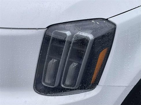 New 2025 Kia Telluride S image 14