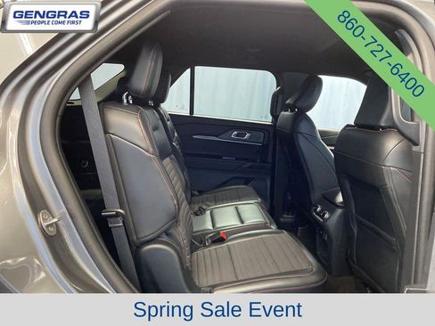 Used 2025 Ford Explorer ST-Line w/ ST-Line Street Pack AWD/4WD image 39