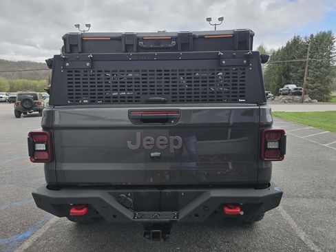 Used 2020 Jeep Gladiator Rubicon AWD/4WD image 4