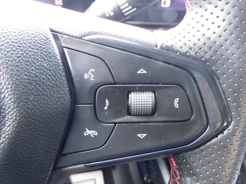 Used 2024 Chevrolet TrailBlazer RS w/ Convenience Package image 19