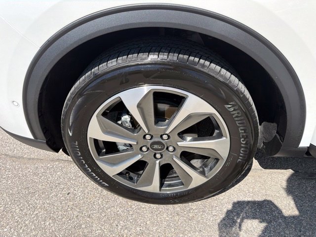 Certified 2023 Ford Escape Platinum w/ Premium Technology Package AWD/4WD image 37