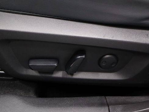 Used 2024 Mitsubishi Outlander SE image 24