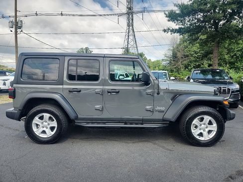 Used 2021 Jeep Wrangler Unlimited Sport AWD/4WD image 13