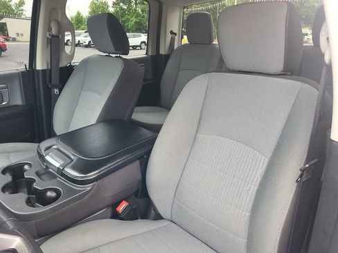 Used 2023 RAM 1500 Classic SLT AWD/4WD image 24