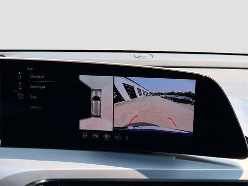 New 2026 Cadillac Vistiq Luxury image 13