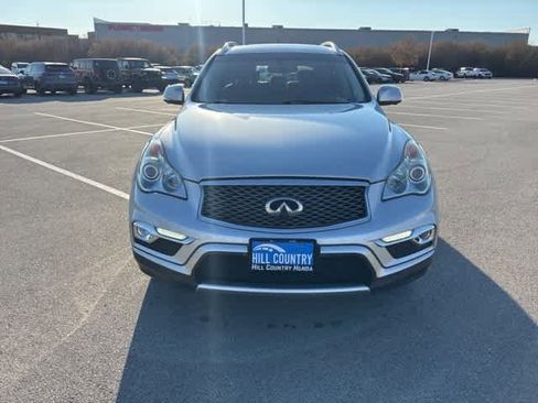 Used 2017 INFINITI QX50 2WD w/ Deluxe Touring Package image 8