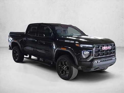 Used 2023 GMC Canyon Elevation w/ Elevation Premium Package RWD image 3