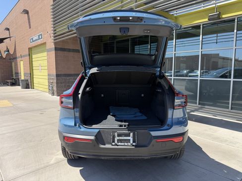 Used 2023 Volvo C40 P8 Recharge Ultimate AWD/4WD image 37