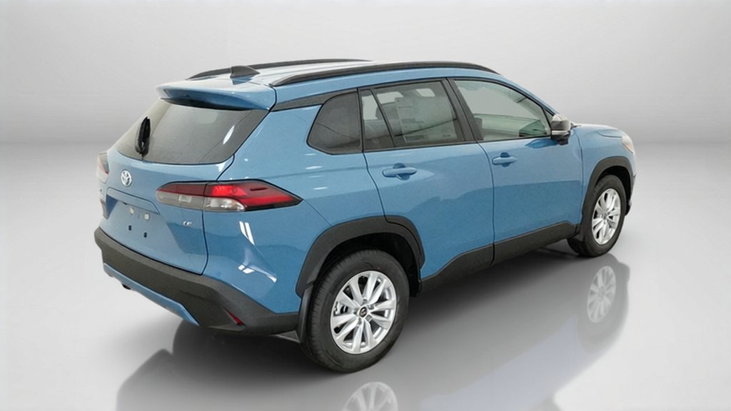 New 2026 Toyota Corolla Cross LE FWD image 12