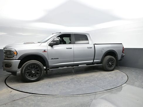 Used 2024 RAM 3500 Laramie w/ Night Edition AWD/4WD image 6
