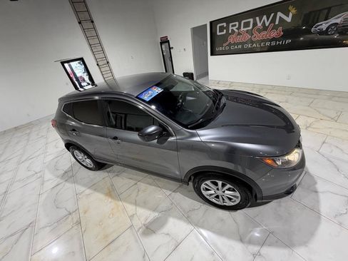 Used 2017 Nissan Rogue Sport S w/ S Appearance Package FWD image 6