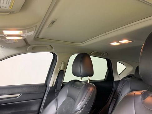 Used 2020 MAZDA CX-5 Touring image 16