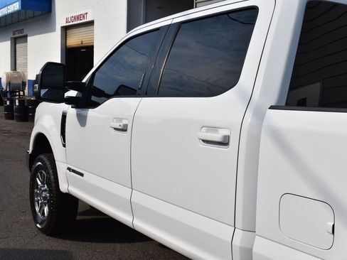 Used 2019 Ford F250 Lariat w/ Lariat Value Package image 6