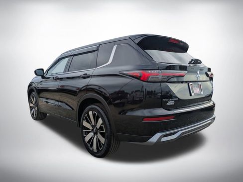 New 2026 Mitsubishi Outlander SE FWD image 5