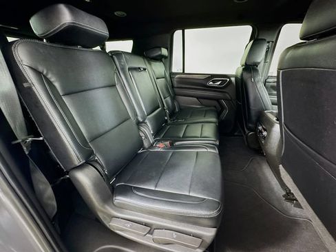 Used 2022 Chevrolet Suburban LS AWD/4WD image 27