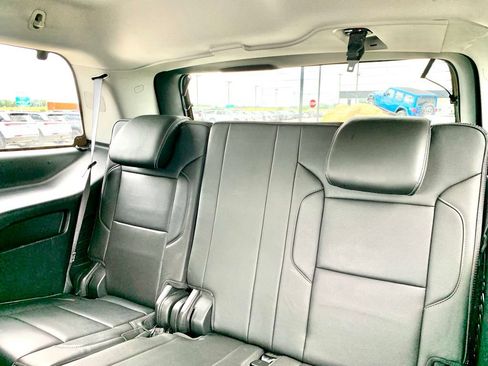 Used 2019 GMC Yukon Denali w/ Denali Ultimate Package RWD image 17