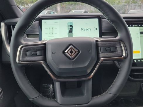Used 2025 Rivian R1T Adventure image 16