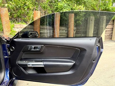 Used 2019 Ford Mustang Coupe image 23