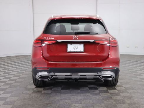Certified 2025 Mercedes-Benz GLC 300 image 6