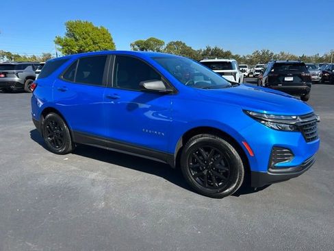 Certified 2024 Chevrolet Equinox LS w/ LS Convenience Package image 1