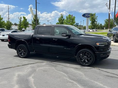 Used 2020 RAM 1500 Limited w/ Black Appearance Package AWD/4WD image 6