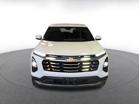 Used 2025 Chevrolet Equinox LT image 5