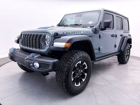 Used 2024 Jeep Wrangler Unlimited Rubicon 4xe AWD/4WD image 21