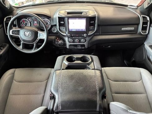 Used 2023 RAM 1500 Big Horn AWD/4WD image 3