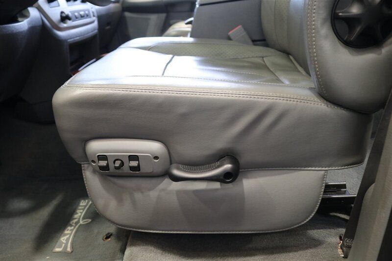 Used 2006 Dodge Ram 2500 Truck Laramie AWD/4WD image 72