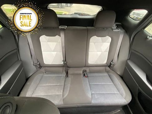 Used 2024 Chevrolet Trax RS w/ Sunroof Package image 13