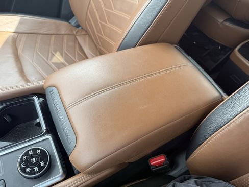 Used 2022 Nissan Pathfinder Platinum w/ Cargo Package image 49