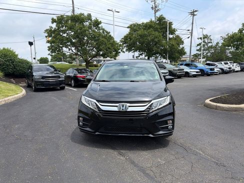Used 2019 Honda Odyssey EX image 3