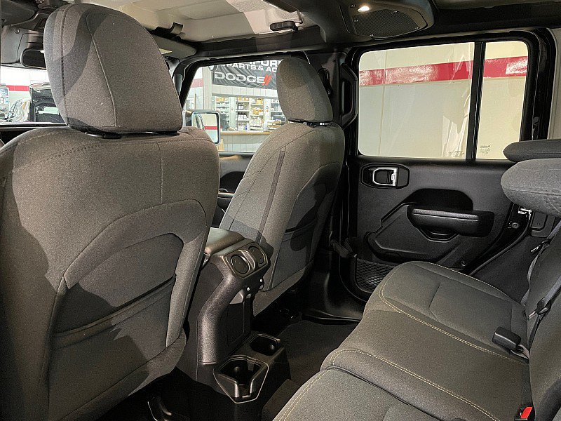 Used 2025 Jeep Wrangler Unlimited Sport AWD/4WD image 20