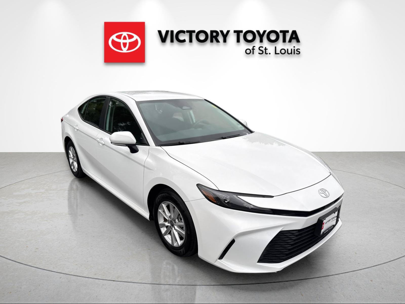 Used 2026 Toyota Camry LE FWD image 1