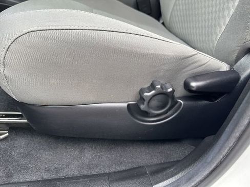 Used 2021 Toyota Tacoma SR image 13